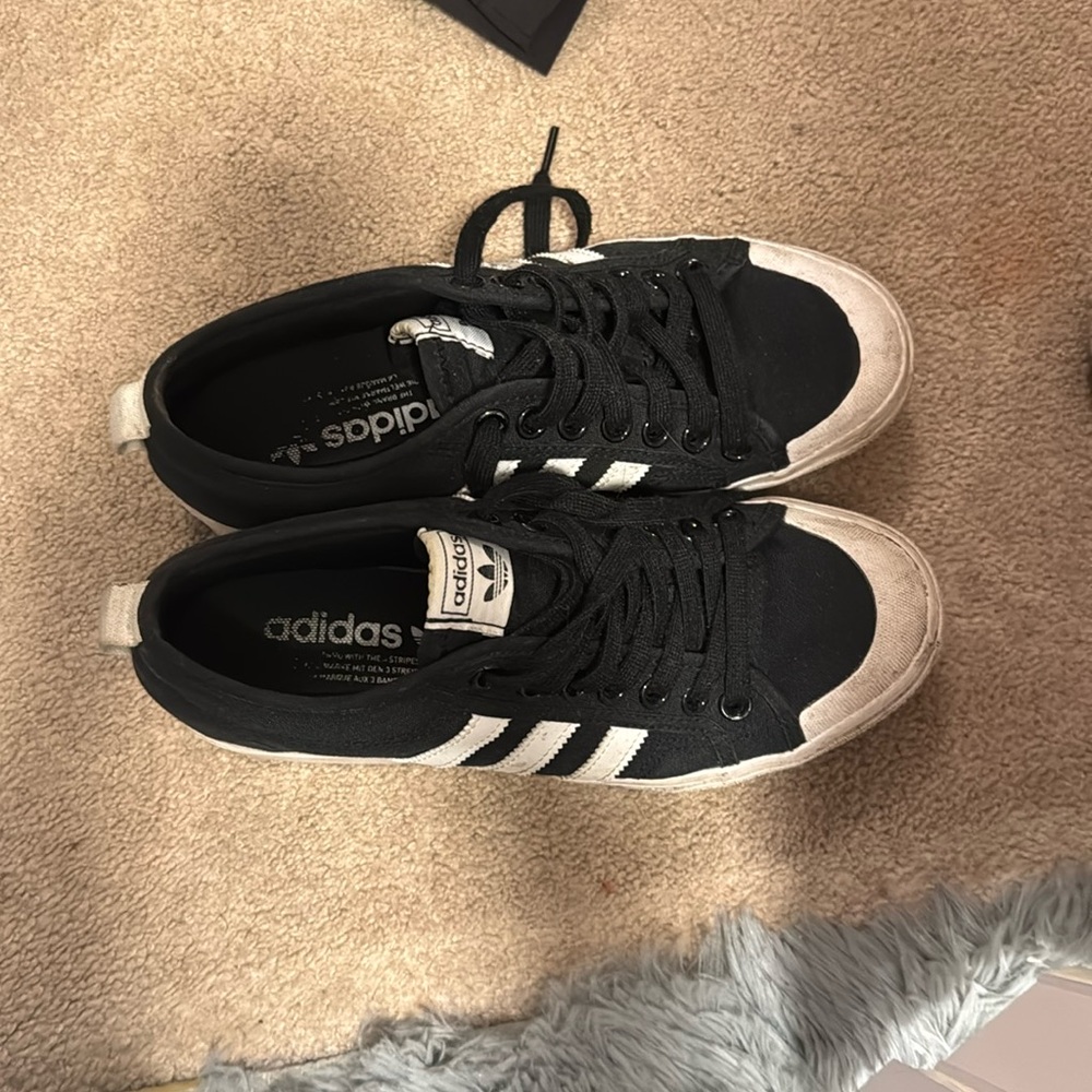 Adidas sneakers black and white platform